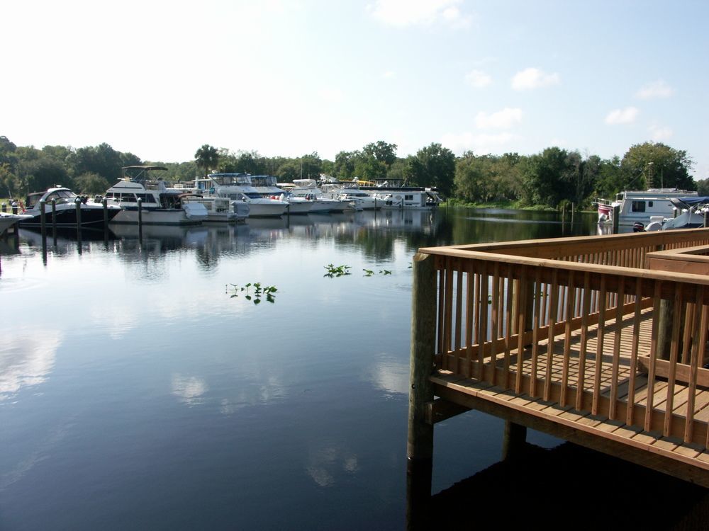 Astor Big River Marina & Lodge מראה חיצוני תמונה